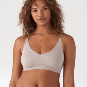 True & Co. | True Body Boost Triangle Convertible Strap Bra